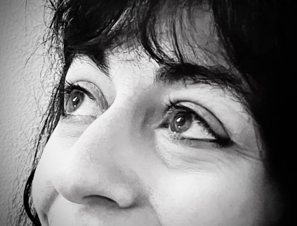 Foto in bianco e nero degli occhi di Beatrice Condorelli